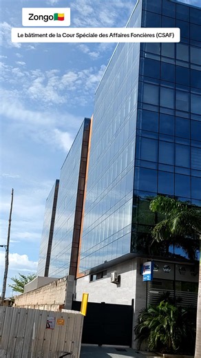 Le bâtiment de la Cour Spéciale des Affaires Foncières (CSAF) à Cotonou