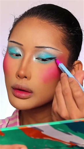 80's Makeup Tutorial 🪩⭐️ #80s #makeup #transition