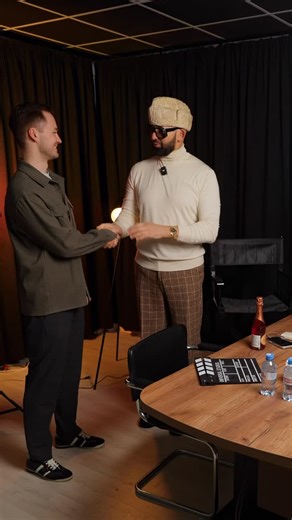 Видеограф | видеомейкер | рилсмейкер | обучение | Ростов-на-Дону | Студия видеозаписи @max.videostudio открывает свои двери для съемки видеоконтента. Большое спасибо, @nikolay_anatolievich_vasilenko , что... | Instagram