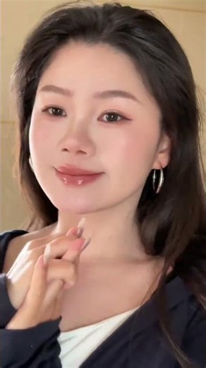 Mastering Makeup: Perfecting Square and Round Faces