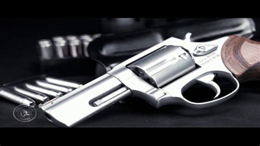 Taurus Executive Grade TV Spot, 'Presentation Grade'