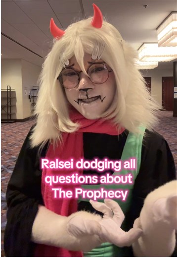 Ralsei's Hilarious Dodging in Cosplay