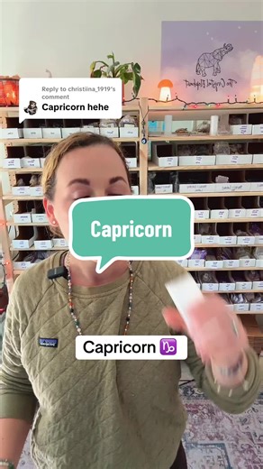 Replying to @christiina_1919 best crystals for Capricorn zodiac signs include Garnet, black Onyx and labradorite. ##capricorn♑️##zodiacsigns##crystals