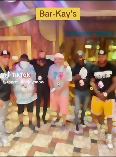 Great performing with the Bar-Kay’s #barkays #funk #music #80s #fyp