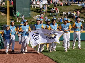 Hawai'i Wins Fourth LLWS Title After 13-3 Triumph Over Curacao