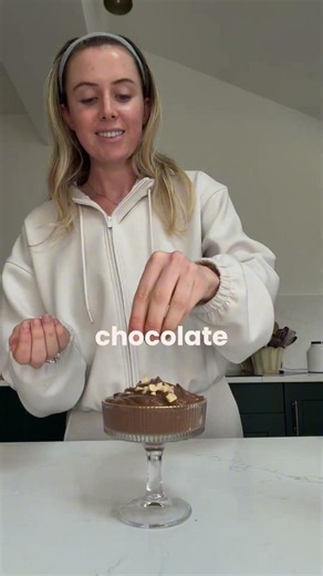 A healthy chocolate mousse recipe worth trying! ✨🥑 This recipe is an anti-inflammatory staple in my