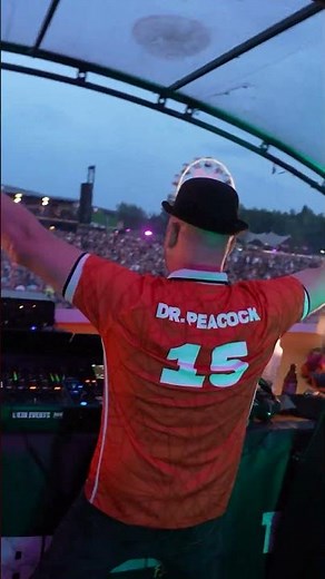 TRIP TO THE ARCADE LIVE AT TITANIUM FESTIVAL! 🏎️👾 #drpeacock #frenchcore