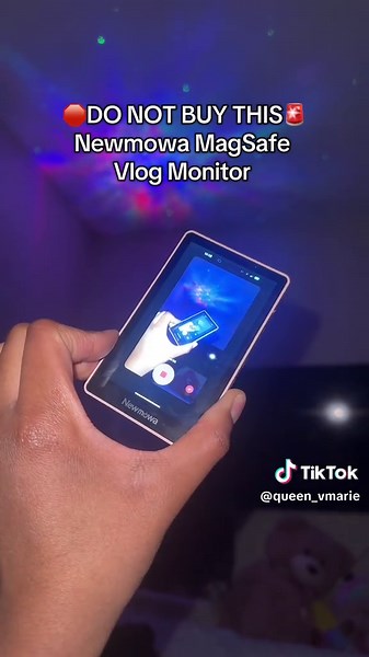 Essential Vlog Monitor for Perfect Videos