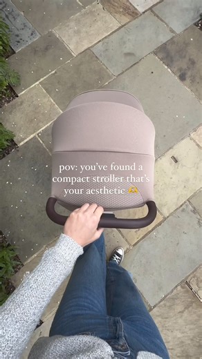 The ultimate summer #stroller just got dreamier 💘 Meet NEW Clic Cobble ✨🤍 silvercrossbaby.com/products/clic/#clic-cobble | Silver Cross