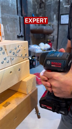 Philippe Montandon on Instagram: "EXPERT EXDR18V-230 Visseuse à chocs sans fil Référence 0.601.9L6.400 🇫🇷 Puissance extrême : Le moteur sans charbon fournit un couple de serrage puissant de 230 Nm et un régime élevé pouvant atteindre 3 400 tr/min pour un travail efficace Design compact : Compacité élevée avec une longueur de 113 mm permettant de travailler dans des espaces restreints Contrôle optimal : Polyvalent et précis avec 5 réglages de vitesse possibles ; contrôle maximum avec 3 modes de