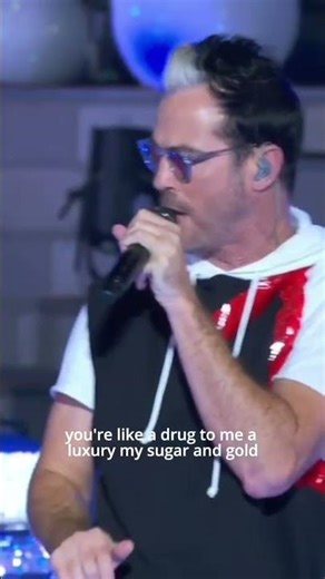 Throwing it back to our performance of "Handclap" at the 2017 Disney's Magical Holiday Celebration!