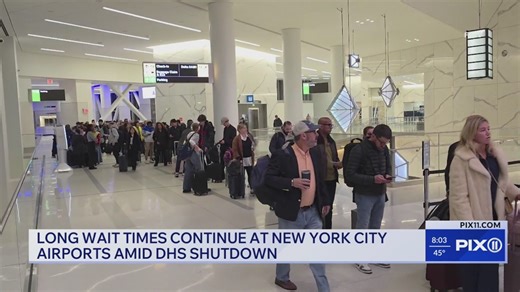 Massive TSA lines stretch to parking lot at LaGuardia