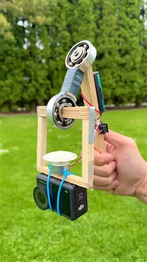 Yuri Ostr | DIY Self Balancing Gyroscopic Camera Stabilizer #tech #inventions #diyprojects | Instagram