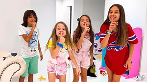 12K views · 150 reactions | Nastya y sus amigos juegan al escondite, Nastya y papá en Español | Vairal | Facebook