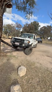 We seen the Triton now it’s time!! Time for the cruiser to show how it’s done the flex test what’s your favorite? Show us your best flex 💪 | The Springs 4x4 Park