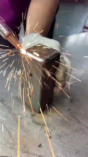 Revolutionary Handheld Laser Welding Machine - Quick, Easy, and Powerful