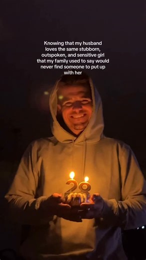 Bria | SLC, Utah Model on Instagram: "He claps so loud for me I truly have stopped noticing who hasn’t and that’s forever the kind of husband he is 🤍 #husbandandwife #unconditionallove #truelove #husbandgoals #utahmom"