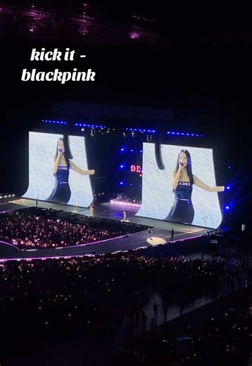 kick it - blackpink | london #blackpink #deadlineworldtour2025 #kickit #concert #fyp