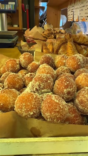 Local Aromas | Want to truly understand Italian food culture? Start at the farmers market. We go every week — and it’s where you feel the rhythm of the... | Instagram