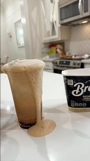 The Perfect After Dinner Treat 🥤🍦Easy Homemade Root Beer Float #RootBeerFloat #Dessert #SweetTreat