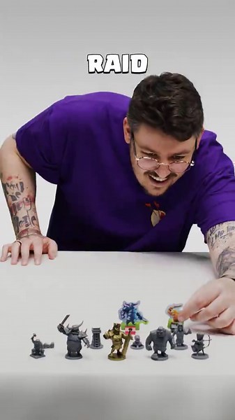 Clash of Clans: The Epic Raid Tabletop Game Launch