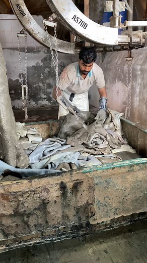 Wonderful Making Process of Pure Leather from Salted Cow Hides | How It Made