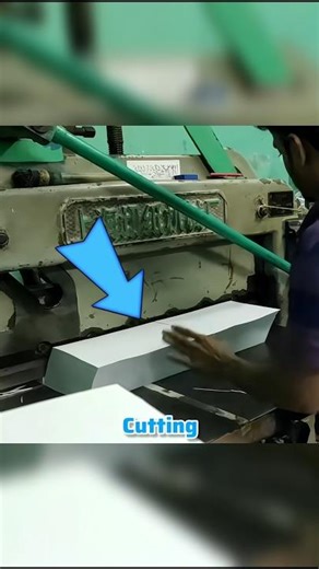 this is an old fashion paper cutting machine |