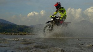 8.1K views · 641 reactions | Conquer all your fear and break all boundaries! Explore new adventures with the DX-7 Ranger Dual Sport Helmet. #EVOlutionOfPerformance | EVO Helmets Philippines | Facebook