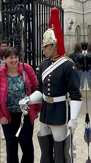 Beautiful moment of Peter Ellis the most amazing kingsguard#peterellis#kingsguard #military#foryou