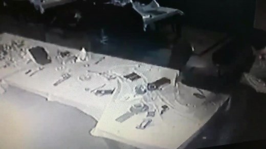 447K views · 992 reactions | SNIMAK OBJAVIO NOVINAR STEFAN CVETKOVIĆ Beograd 22. marta 2017. godine Rutović, uz pomoć telohranitelja koji je Rankovića onesposobio udarajući ga pištoljem u glavu, pucao u noge Rankoviću i teško ga telesno povredio. | Belocrkvanske Novosti | Facebook