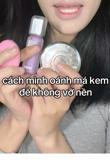 nay chỉ các bà cách oánh má kem sao cho không vỡ nền nhé . . . . #annierose697 #mahong #blush #reviewlamdep #makeuptutorial #dailymakeup #trangdiem #makeup