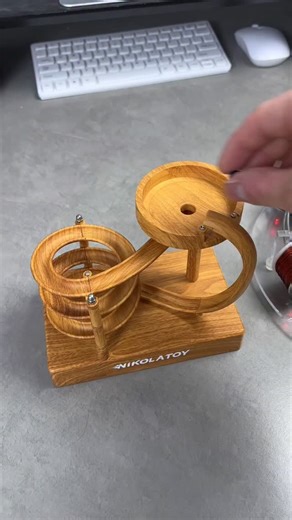 𝗧𝗲𝗰𝗵𝗻𝗼𝗹𝗼𝗴𝘆 | 𝗜𝗻𝗻𝗼𝘃𝗮𝘁𝗶𝗼𝗻| 𝗚𝗮𝗱𝗴𝗲𝘁𝘀 on Instagram: "This is how electromagnetic field works #coolgadgets #technology"