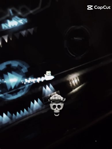 my friend plays geometry dash aura