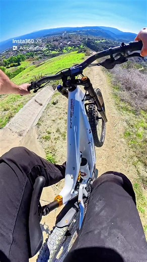 5 Oaks trail in Aliso Viejo, CA #alisoviejo #insta360mtb #foryoupage #enduromtb #emtb