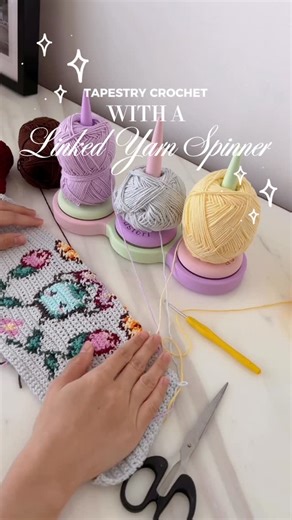 ⊹₊⟡⋆ sabrina ⊹₊⟡⋆ on Instagram: "Tapestry crochet will never be the same. 😮‍💨 This linked yarn spinner helped me crochet at least twice as quickly and efficiently as I would’ve without. Without it, I would’ve wasted so much time untangling yarn and throwing skeins across the room. But with the linked yarn spinner, I was able to finish my tapestry crochet top in 2 days, AND it kept me mentally sane. 😭💕 Thank you so much to @asteristudios for sending me this ingenious yarn spinner. ❤️"
