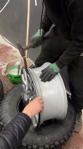 Відео користувача homies_workshop (@homies_workshop) на тему «toyota highlander»