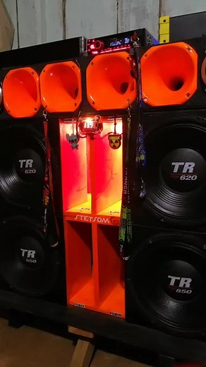 High-End Audio System Setup with TR 620 Speakers