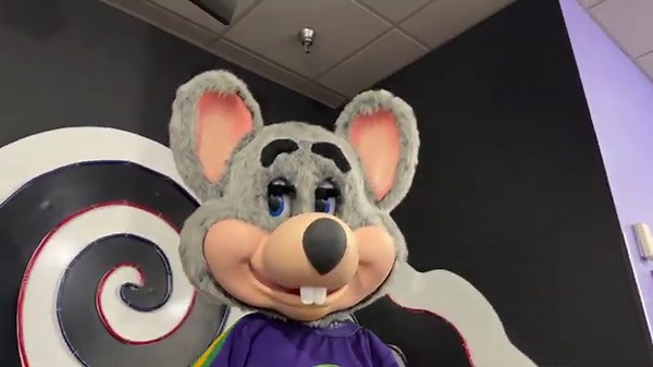 TOUR: Salisbury, MD Mall Chuck E. Cheese (2025) | RARE Retro Art!