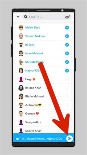 Snapchat par gallery ki photo ki snap kaise bheje 😱 How to send camera roll as snap #shorts