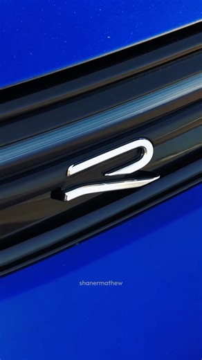 Shane Mathew | 333 horsepower. 420 Nm of torque. 0-100 km/h in just 4.6 seconds. The new Volkswagen Golf R brings track-bred performance to everyday... | Instagram