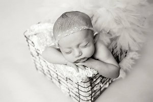 241K views · 3K shares | Every Parent deserves amazing images and video of their baby at any age. It is up to us as Photographers to be able to work with sleeping and awake babies at any age. Baby Arabella showed us her gorgeous eyes, her little smile and fell into a beautiful sleep, which is everything we could hope for and more. Ana Brandt www.bellybabylove.com | Ana Brandt Baby | Facebook