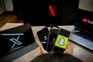 ▶️ Comment définir l’addiction aux écrans : les réponses d’un spécialiste du CHP