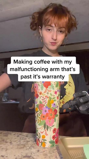 TFW you can’t fix your broken arm bc it’s past it’s warranty so now every task that’s supposed to be easier is more work than without the arm 🥲 #bionics #robothand #reality