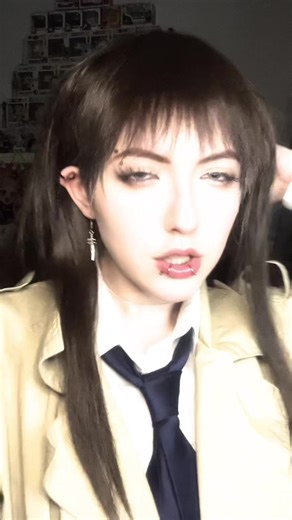 { #CASTIEL ~🪽~ } - New cosplay alert!! 😼 Super into supernatural rn so yk I had to whip up a cosplay . I will say though that I’m sorry for only being active on my alt account, I’ll try posting more here soon 🫶🏻 . . #supernatural #femcastiel #castielcosplay #supernaturalcosplay