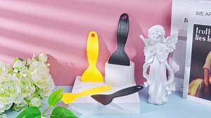 Mudder 12 Pieces Plastic Spatula Putty Knife Scrapers, Black, Yellow