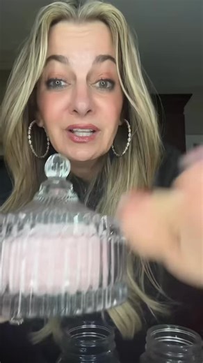 Cristina Muise on Instagram: "Comment LINK and ill DM you the link to the supplies for this DIY dusting powder!! #amazonprime #diyskincare #maturebeauty #diy"