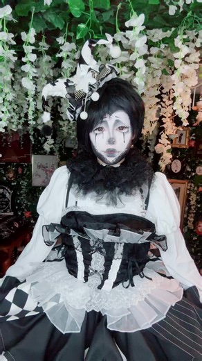 SkyeOpheliaWarwick (@theskyeopheliawarwick)’s videos with original sound - ruby gloom