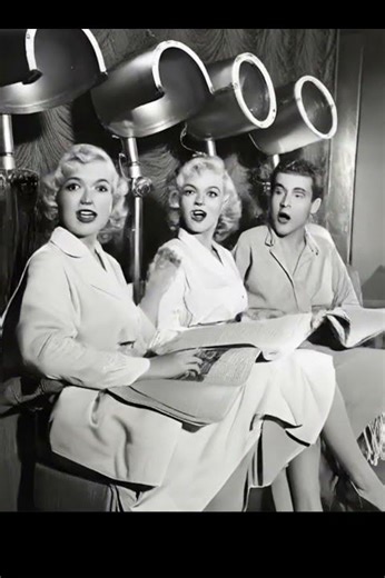 Surreal! At the Beauty Shop Under Hair Dryer - Marilyn Monroe