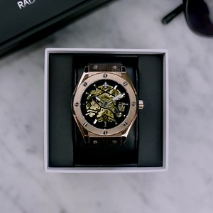 1.2M views · 1.2K reactions |  Just Dropped  The Prague DELUXE ✅ Rose Gold Plated Stainless Steel ✅ Fully Automatic Movement ✅ Interchangeable Straps ✅ 5 ATM Water Resistant ✅ Sapphire Coated Crystal ✅ Fast, Free Worldwide Shipping ✅ 30 Day, Hassle-Free Returns Shop Now >>> www.ralphchristian.com | Ralph Christian Watches | Facebook