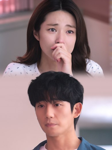 Seorang peguam yang bercita-cita tinggi hilang ingatan lalu tinggal bersama seorang jurulatih tinju yang mengaku sebagai kekasihnya. Mampukah situasi ini melahirkan cinta sejati? 💖 Dibintangi Jung Hae-in dan Ha Young, #OurStickyLove bakal tiba di Netflix, 7 Ogos. #SembangEntertainment #DramaTikTok #NewReleases #KDramas #KDramaLovers #WhatToWatch #TVRecommendations #NetflixMY #FlixReview